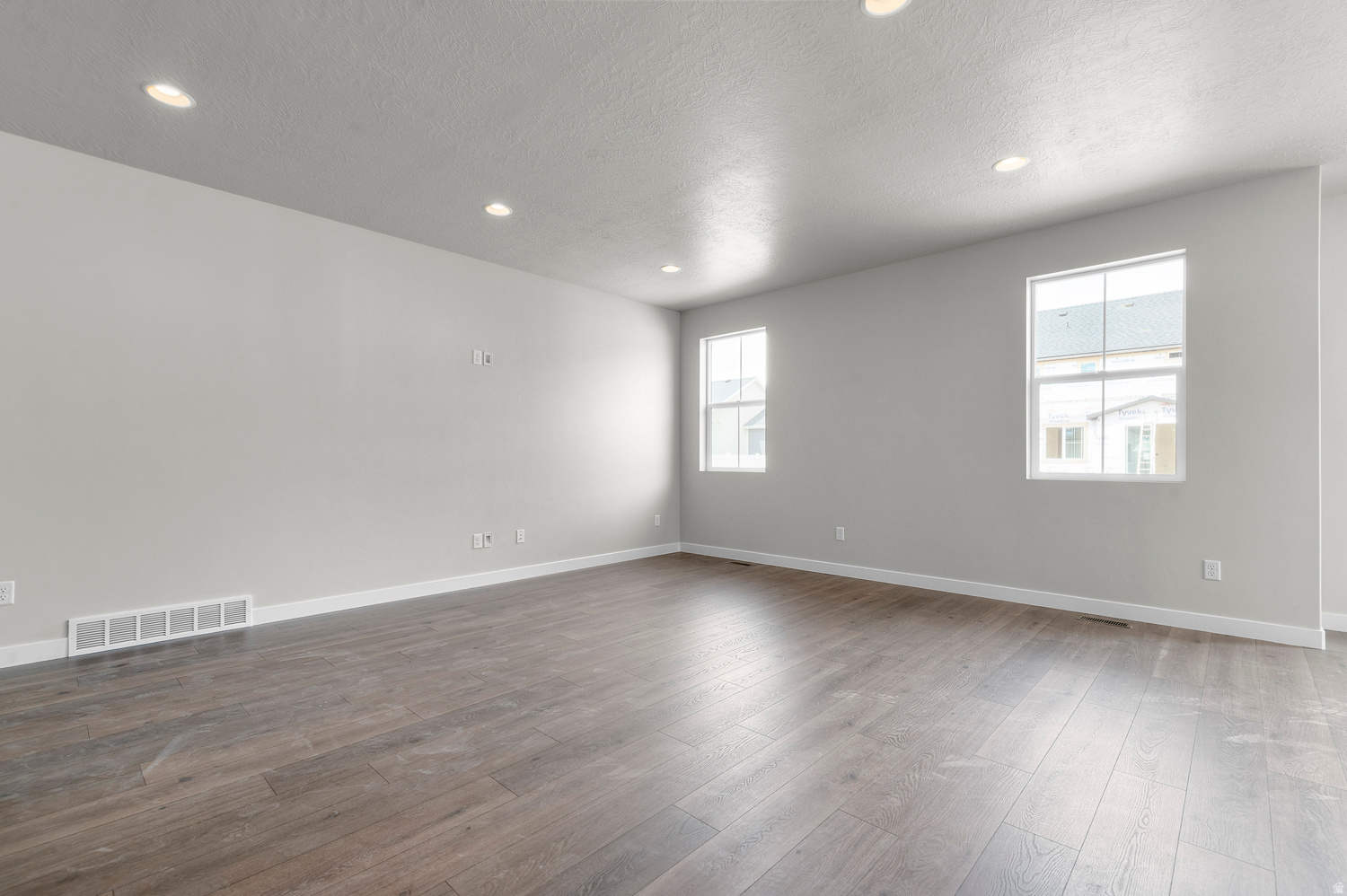 HOLBROOK FARMS 322` - Residential