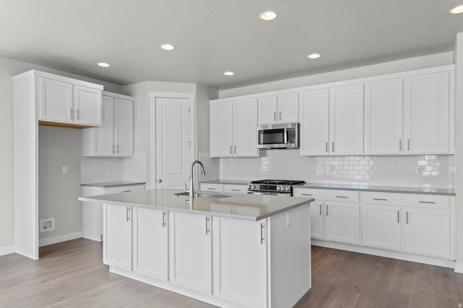 HOLBROOK FARMS 322` - Residential