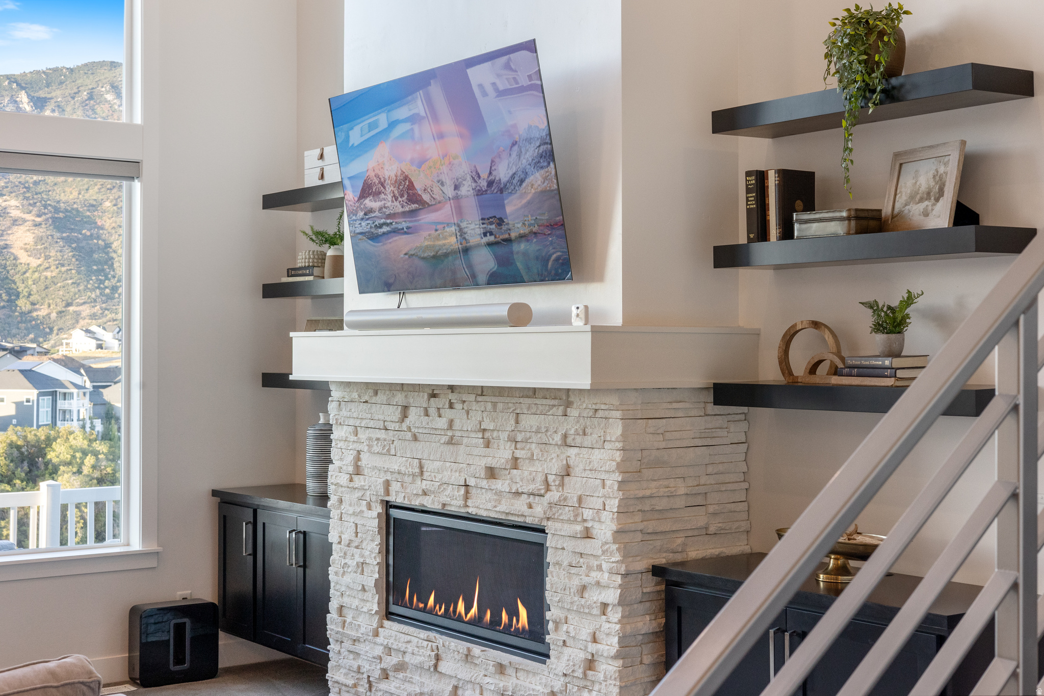 HIDDEN CANYON - Residential