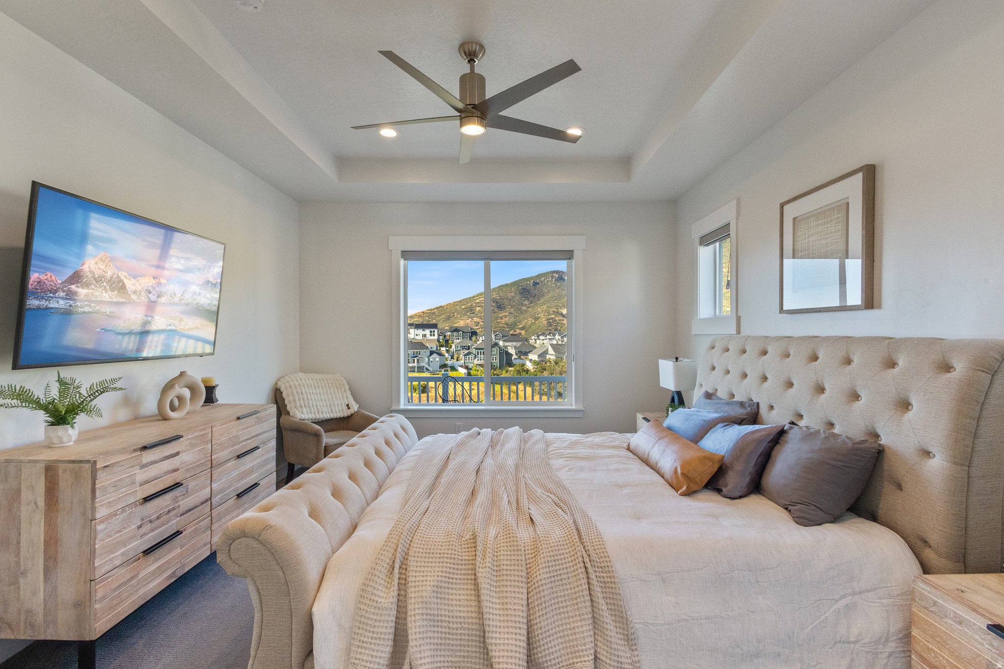 HIDDEN CANYON - Residential