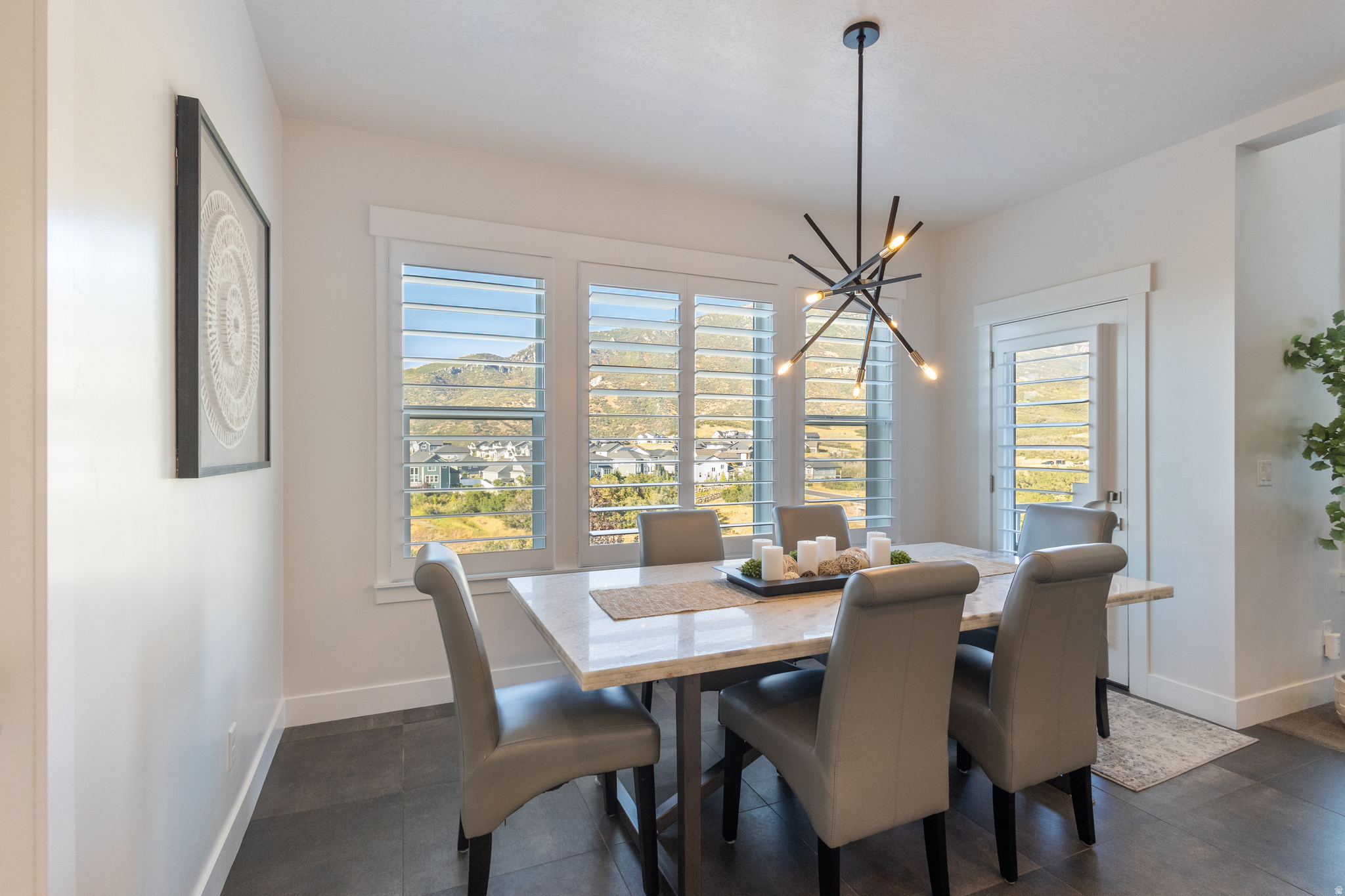 HIDDEN CANYON - Residential