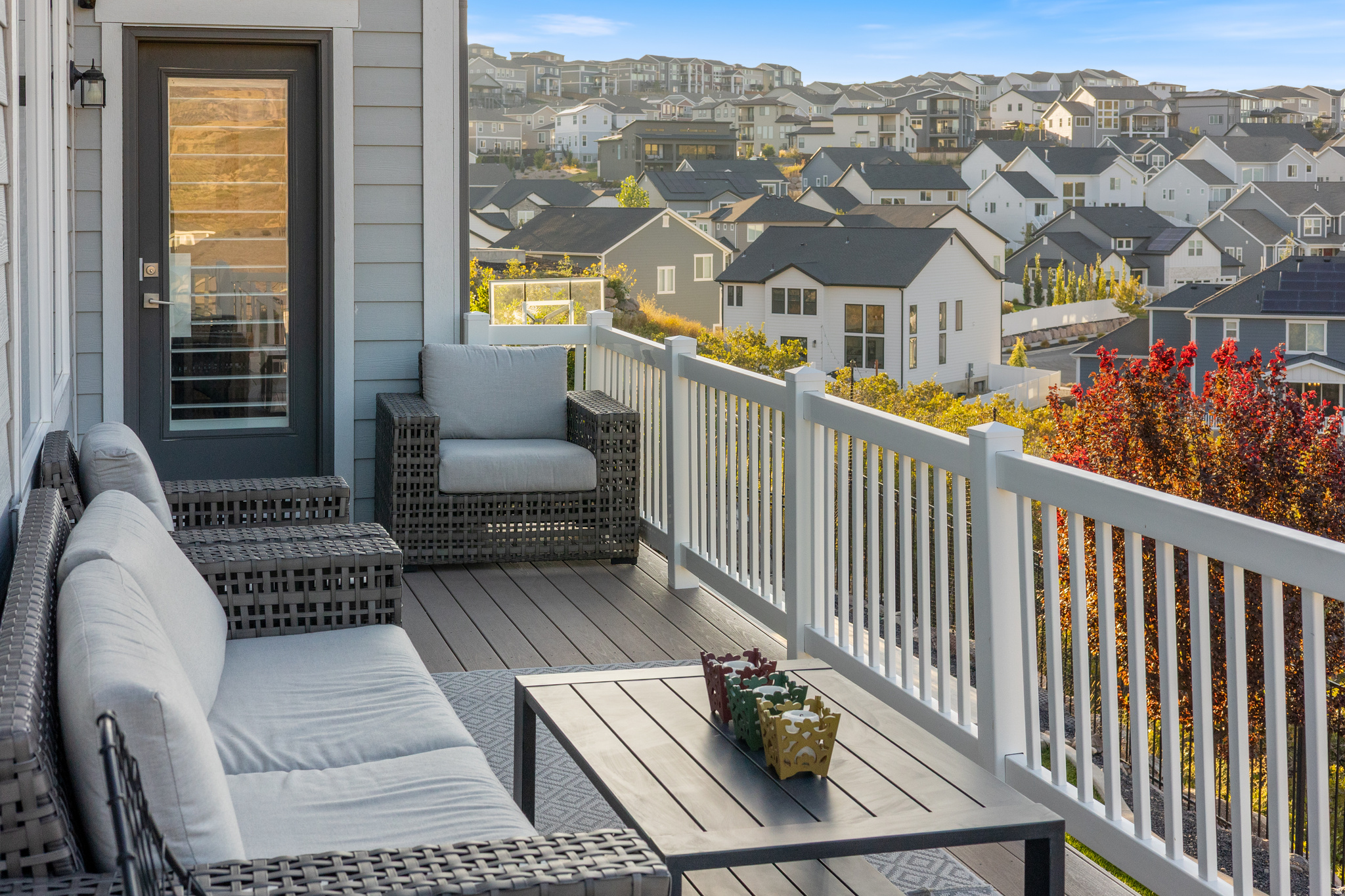 HIDDEN CANYON - Residential