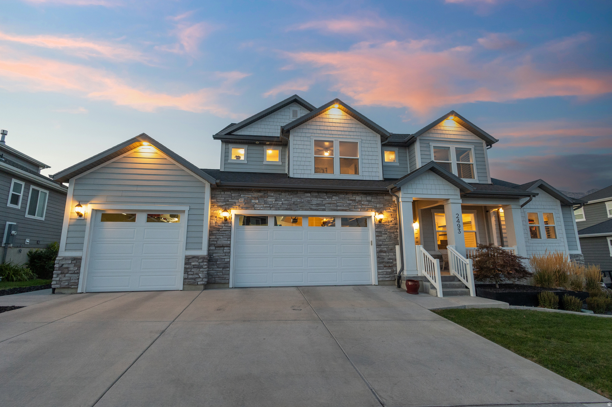 HIDDEN CANYON - Residential