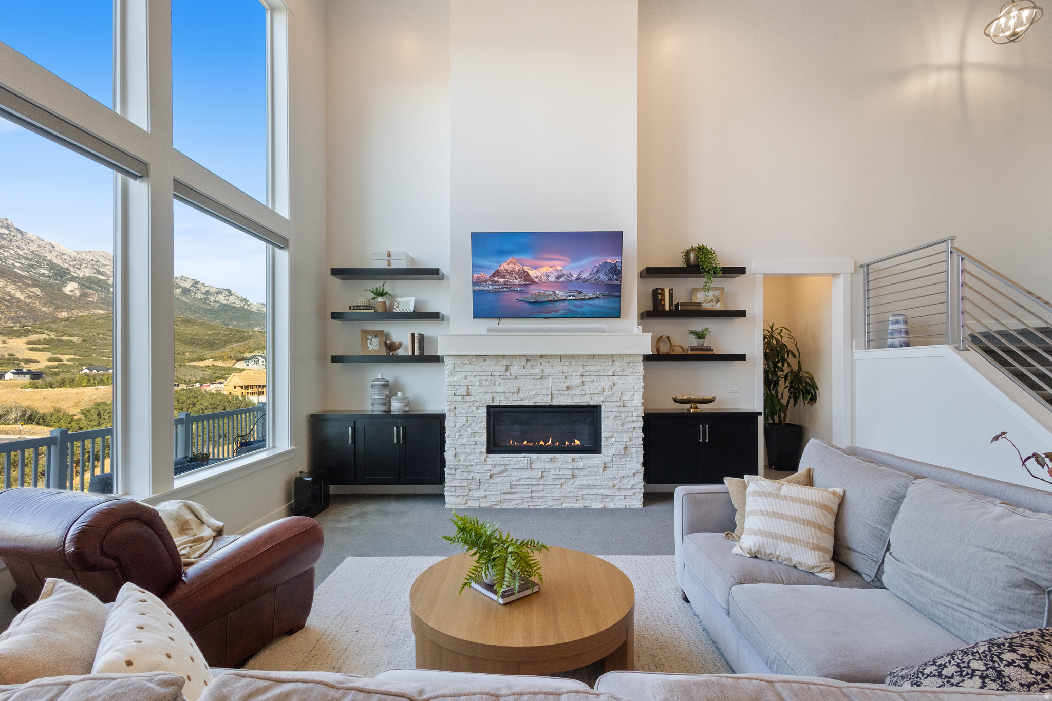 HIDDEN CANYON - Residential