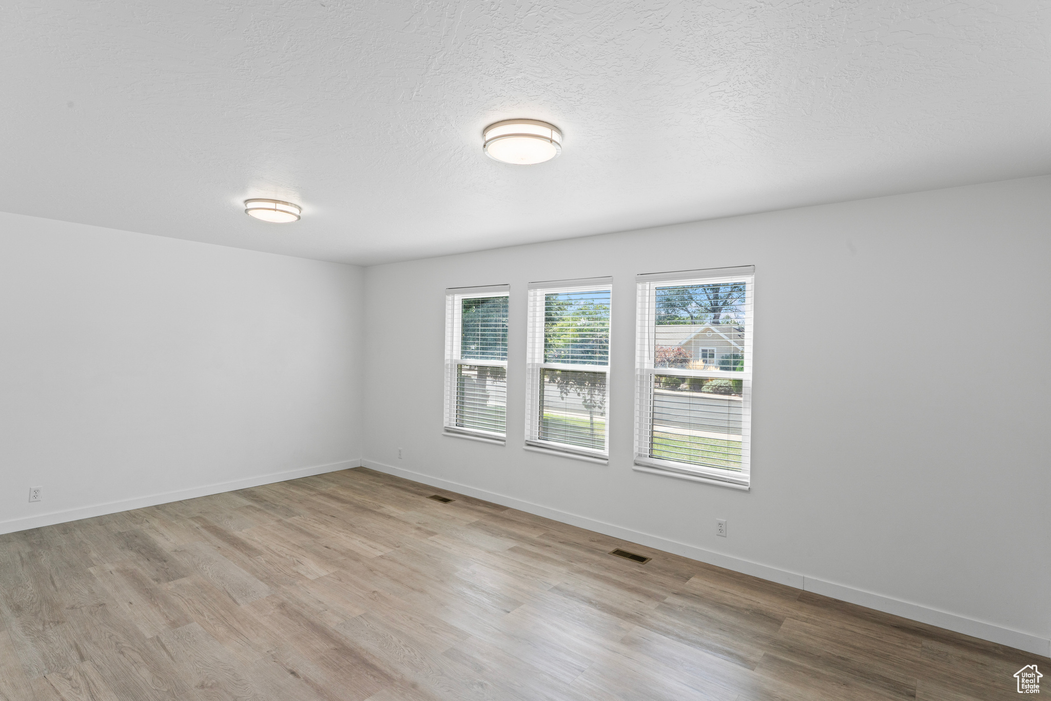 MOUNTAIN GREEN - Residential