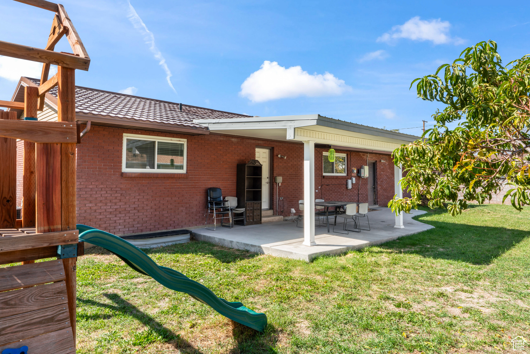 MOUNTAIN GREEN - Residential