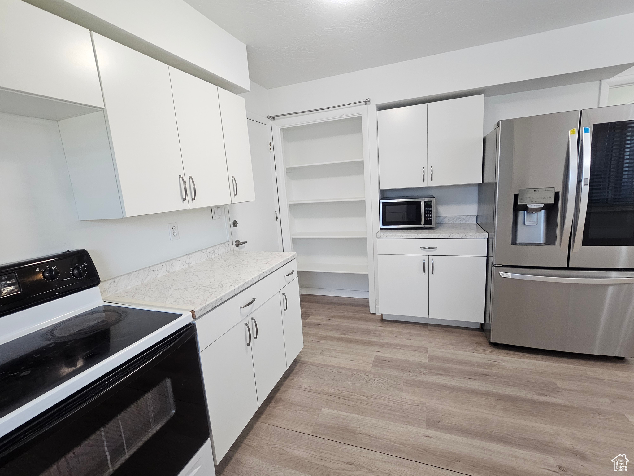 MOUNTAIN GREEN - Residential