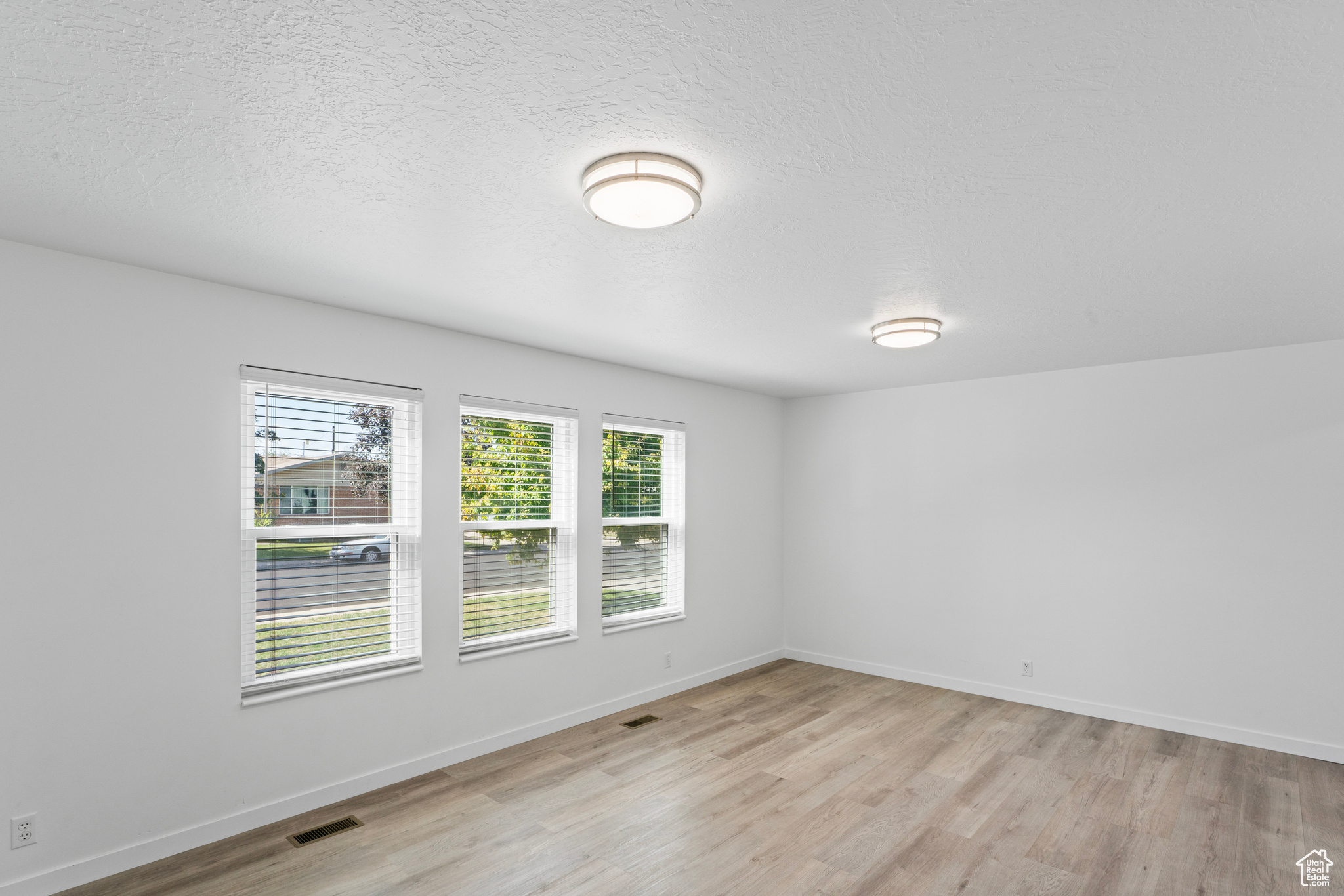 MOUNTAIN GREEN - Residential