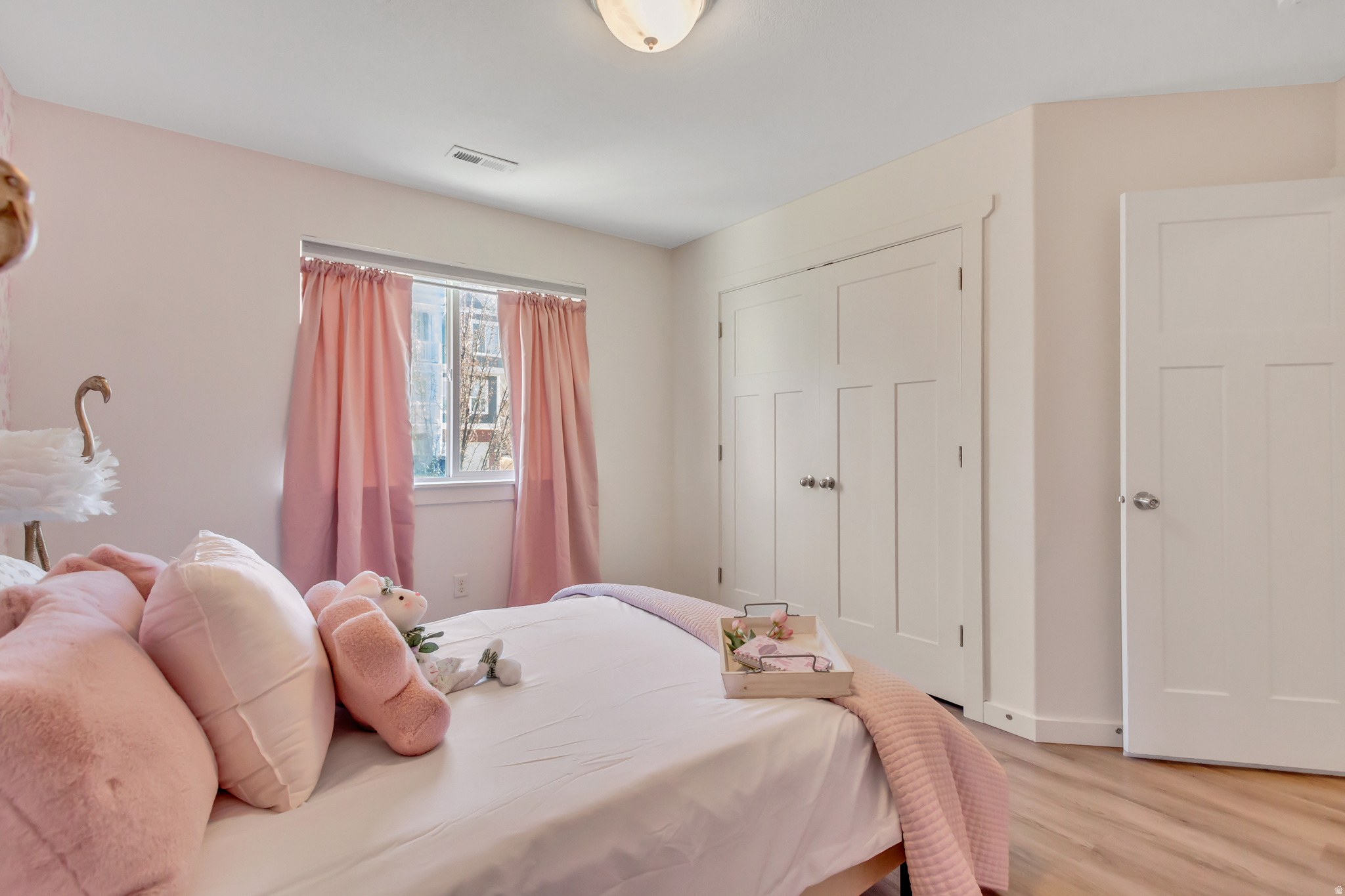 CRESTHAVEN VILLAGE T - Residential