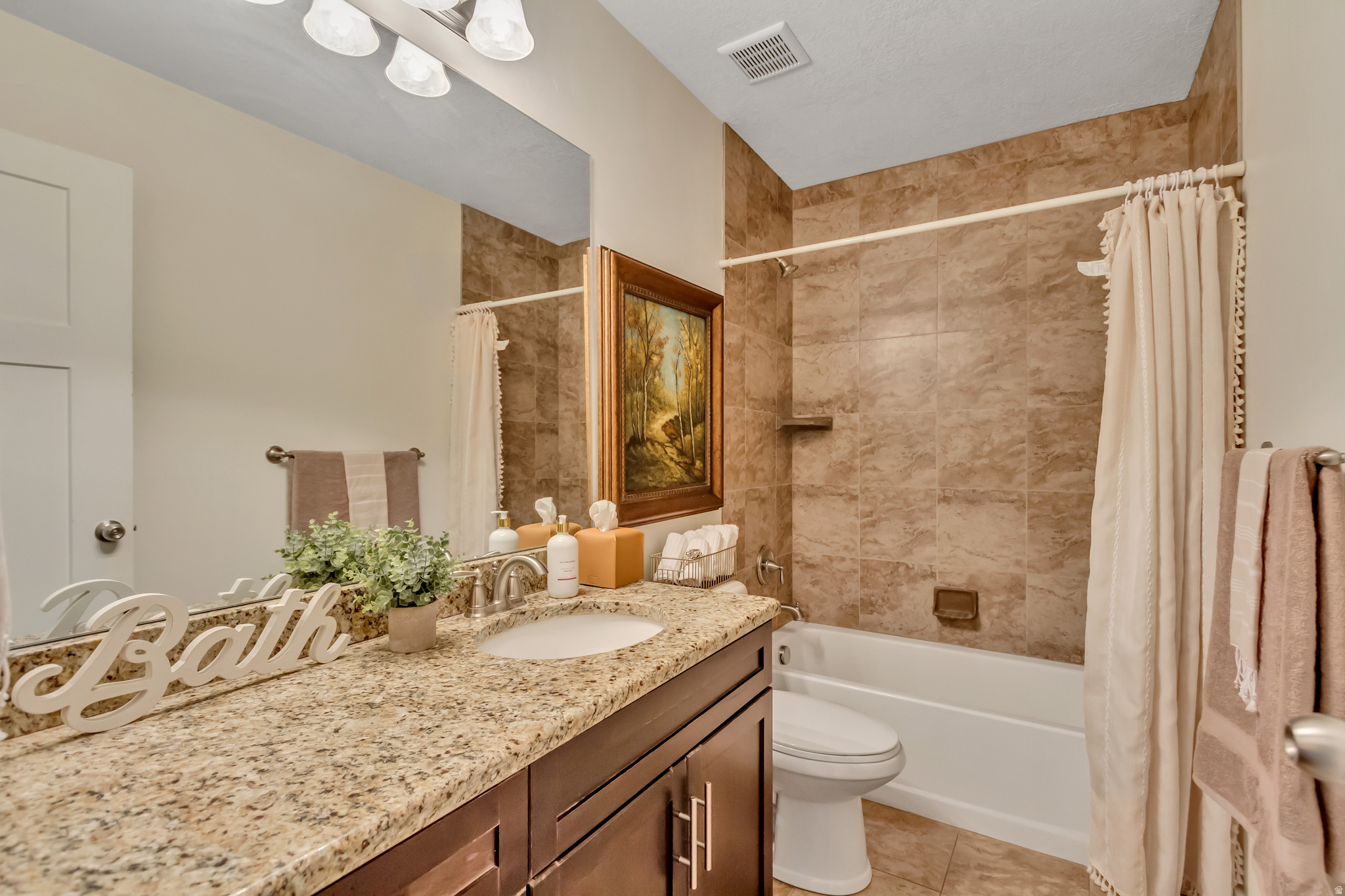 CRESTHAVEN VILLAGE T - Residential