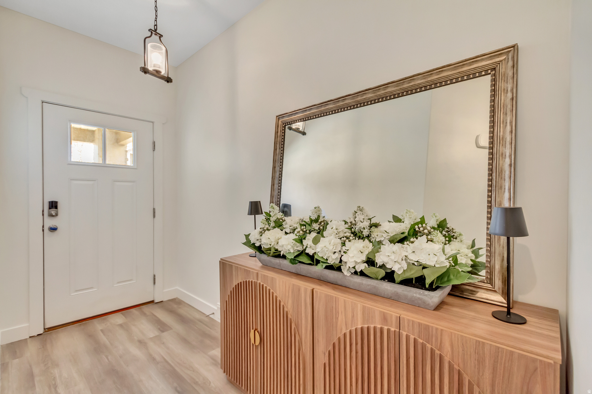 CRESTHAVEN VILLAGE T - Residential