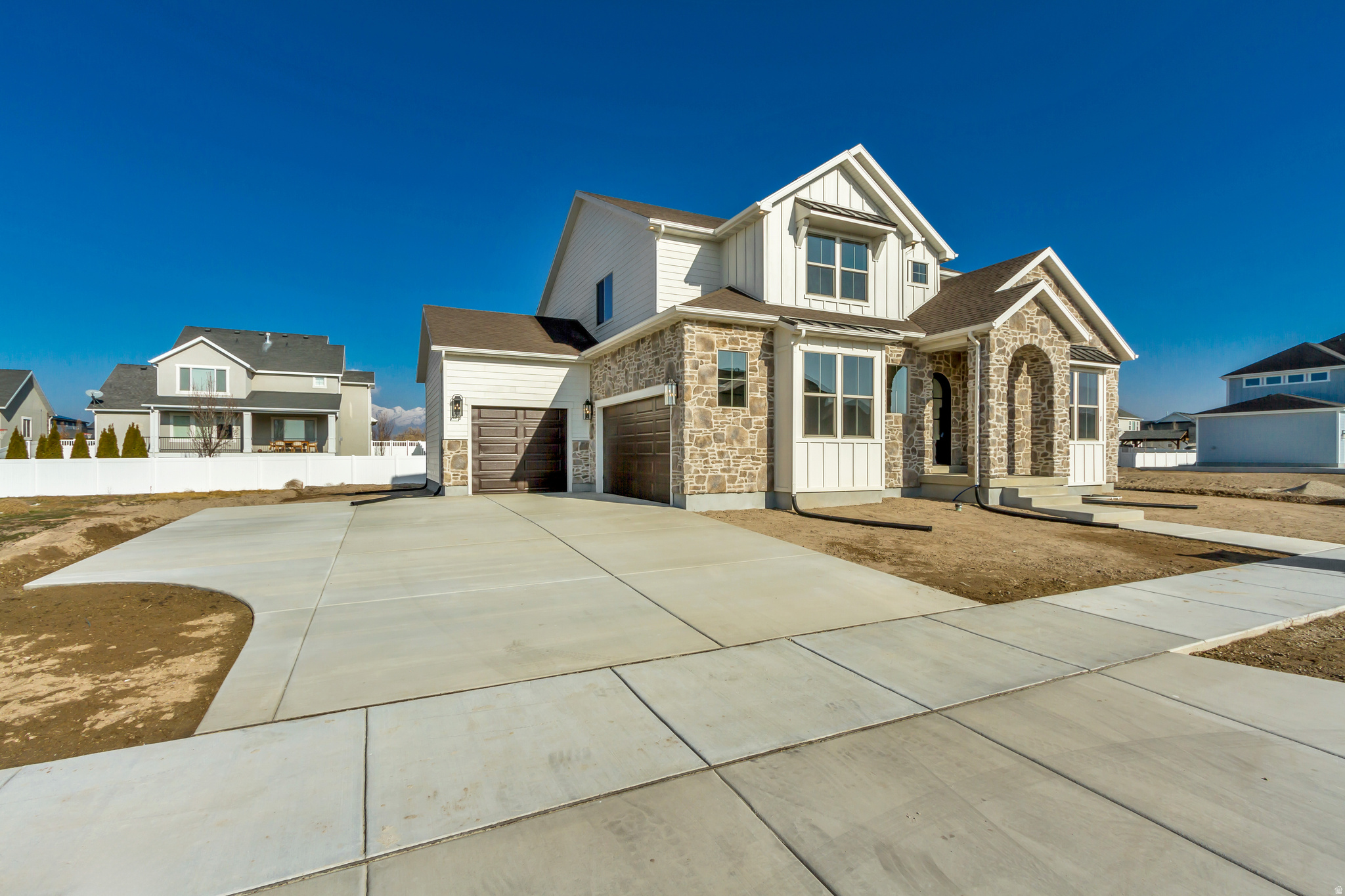 HOLDAWAY FIELDS - Residential