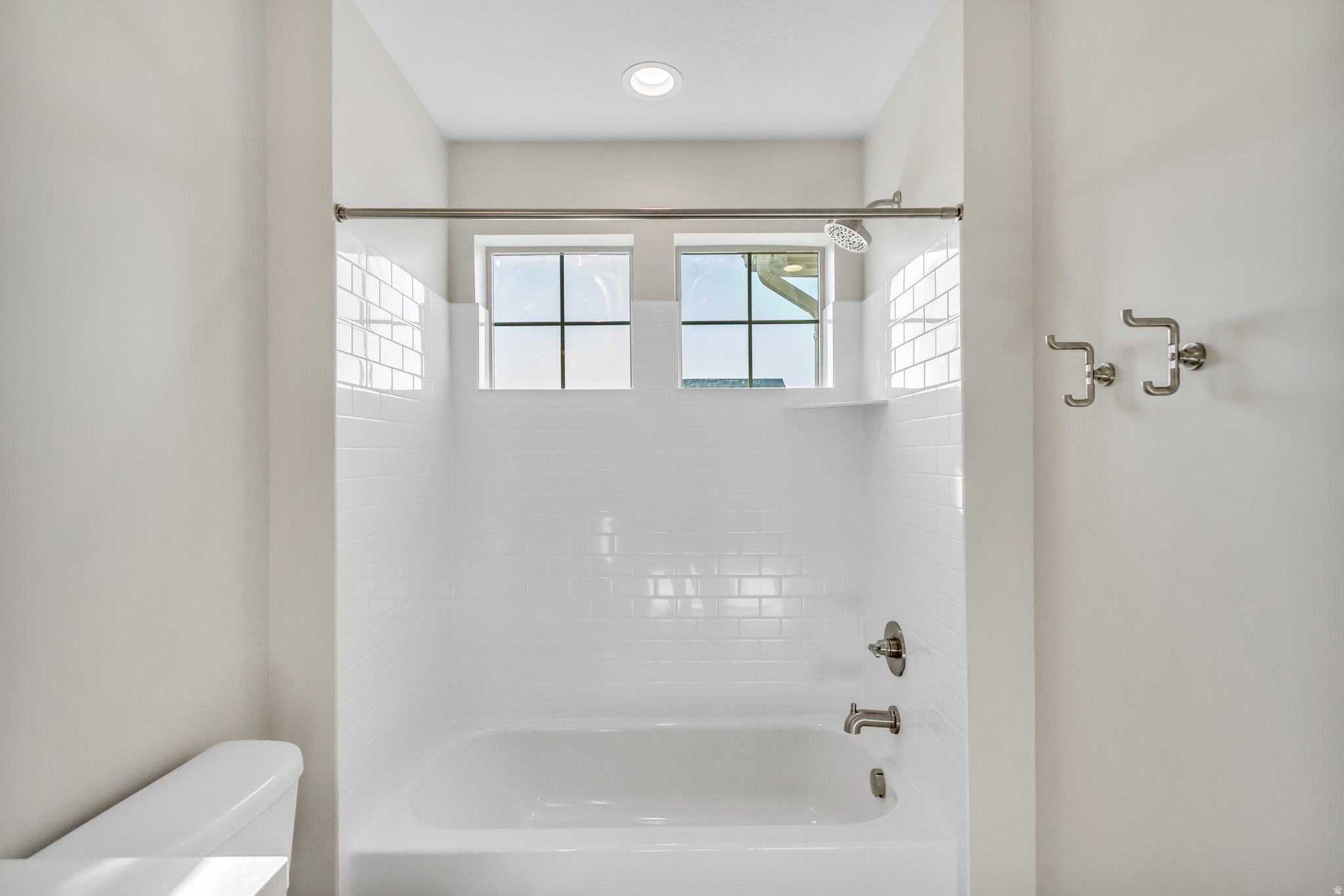 HOLDAWAY FIELDS - Residential