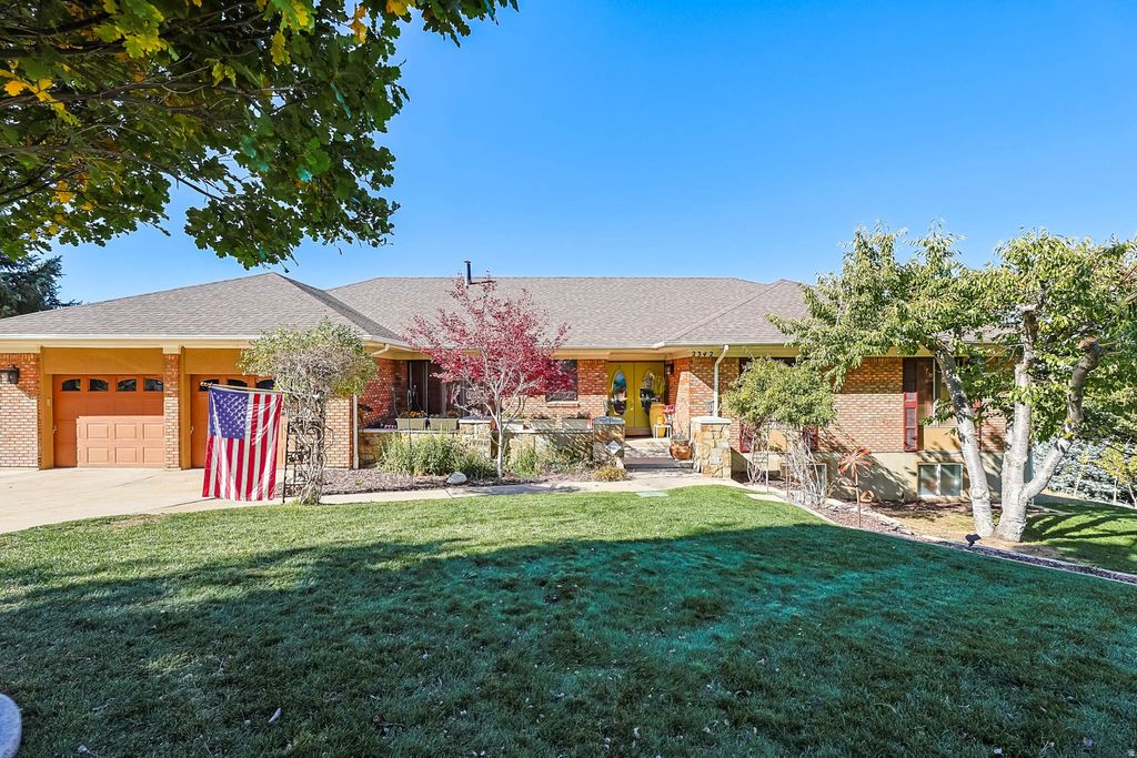 Photo of 2342 E CHARROS RD, Sandy, UT 84092 (MLS # 2155507)