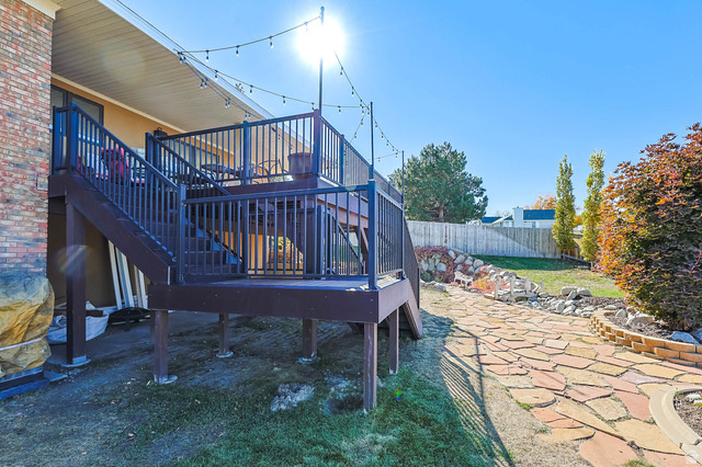 DIMPLE DELL RANCHETTES - Residential