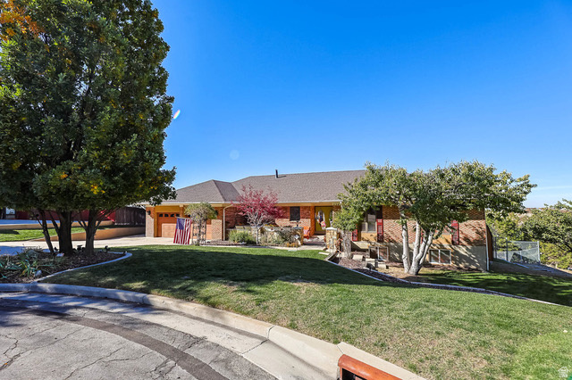 DIMPLE DELL RANCHETTES - Residential
