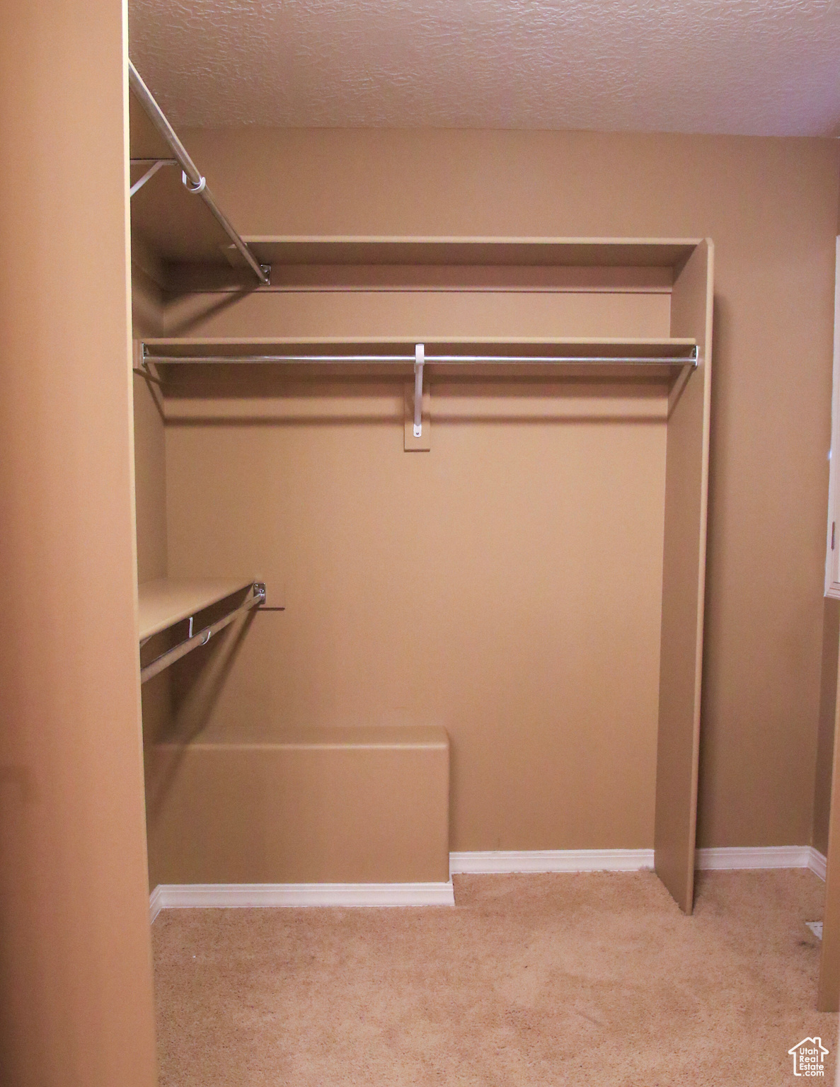 COUNTRY CROSSING NEI - Residential