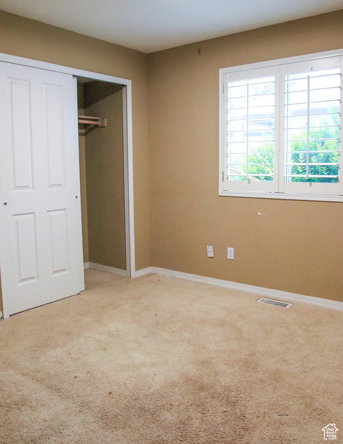 COUNTRY CROSSING NEI - Residential