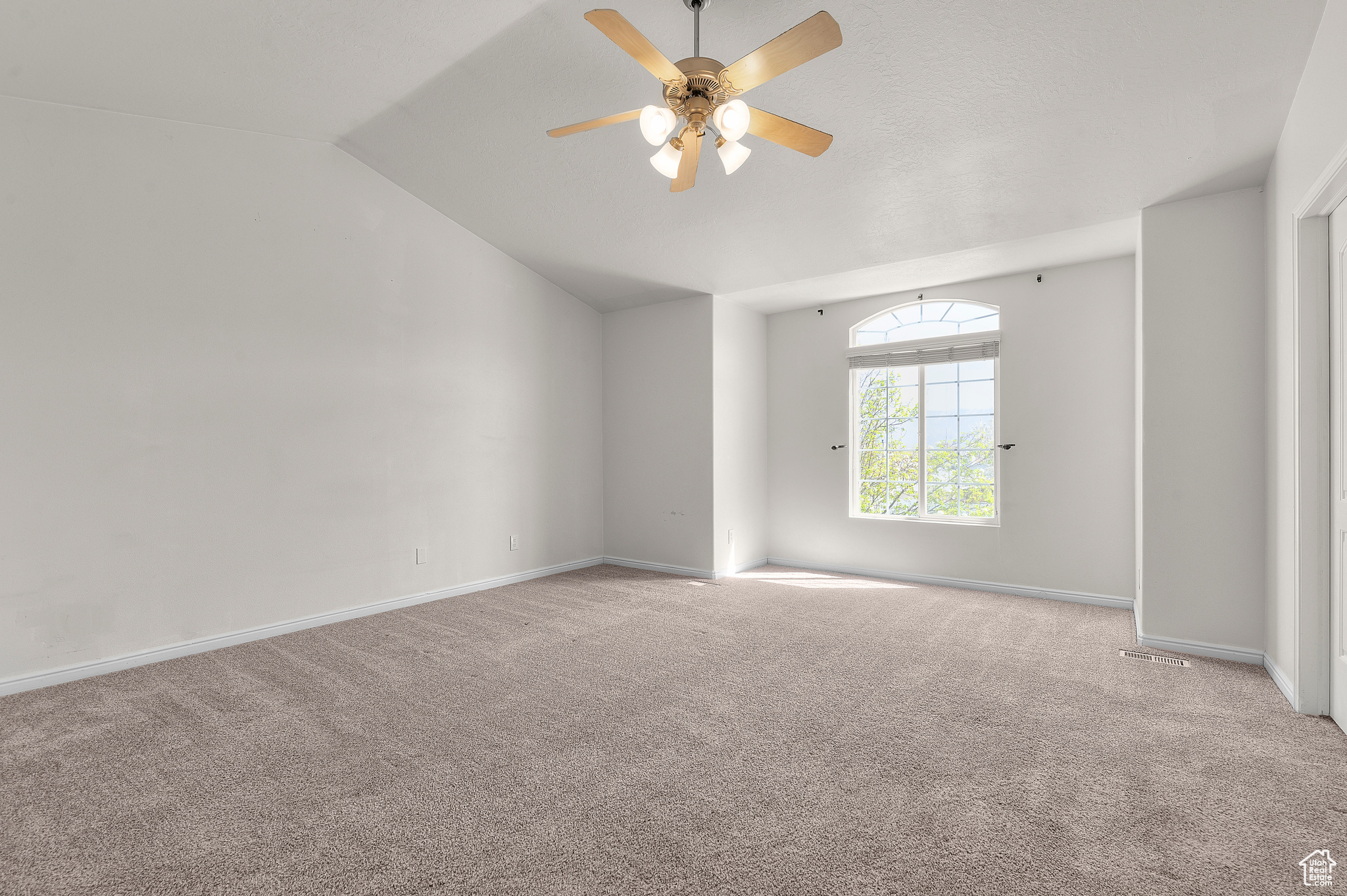 2398 S Red Acorn Ct, West Valley City, Utah image 11