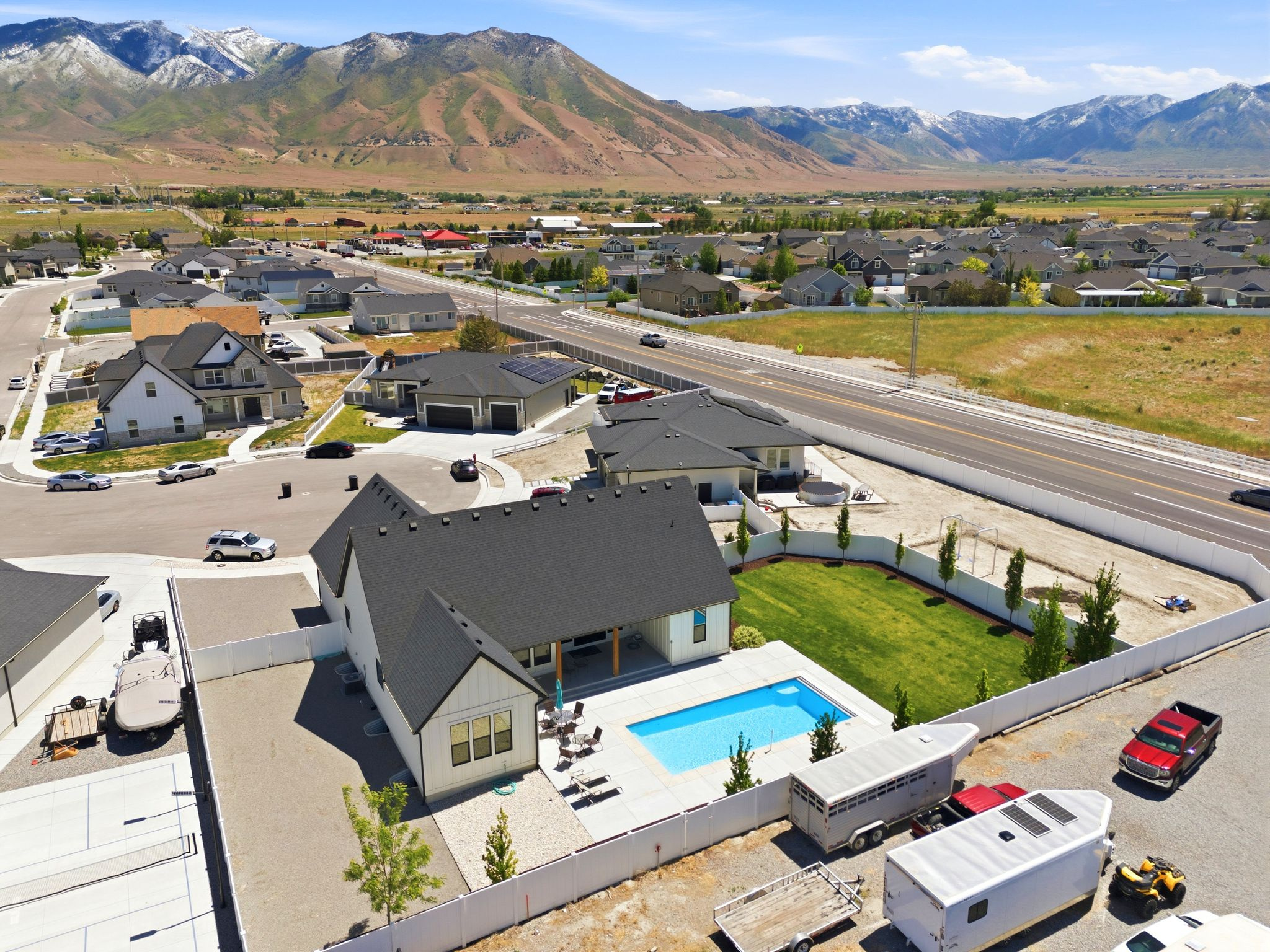 SUNNYSIDE ESTATES - Residential
