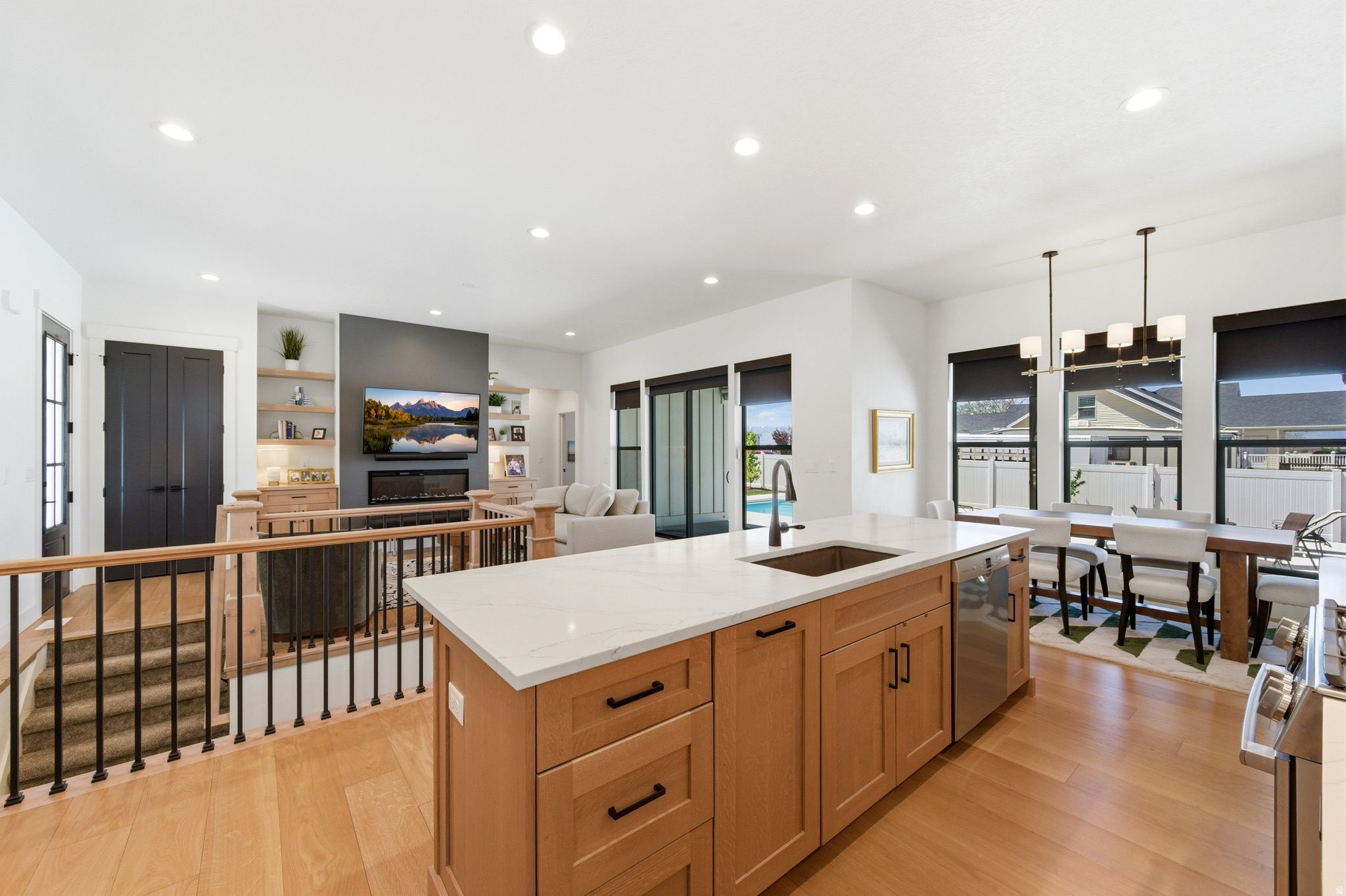 SUNNYSIDE ESTATES - Residential