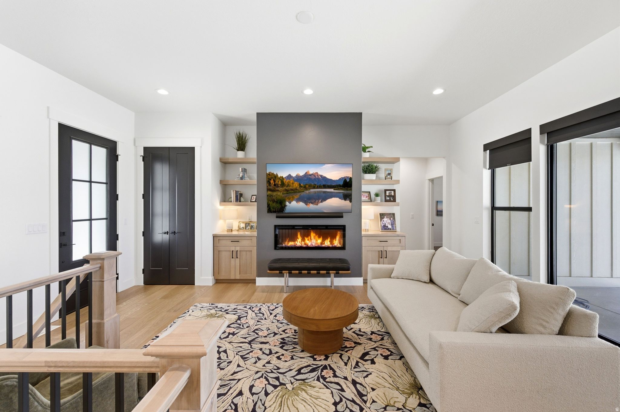 SUNNYSIDE ESTATES - Residential