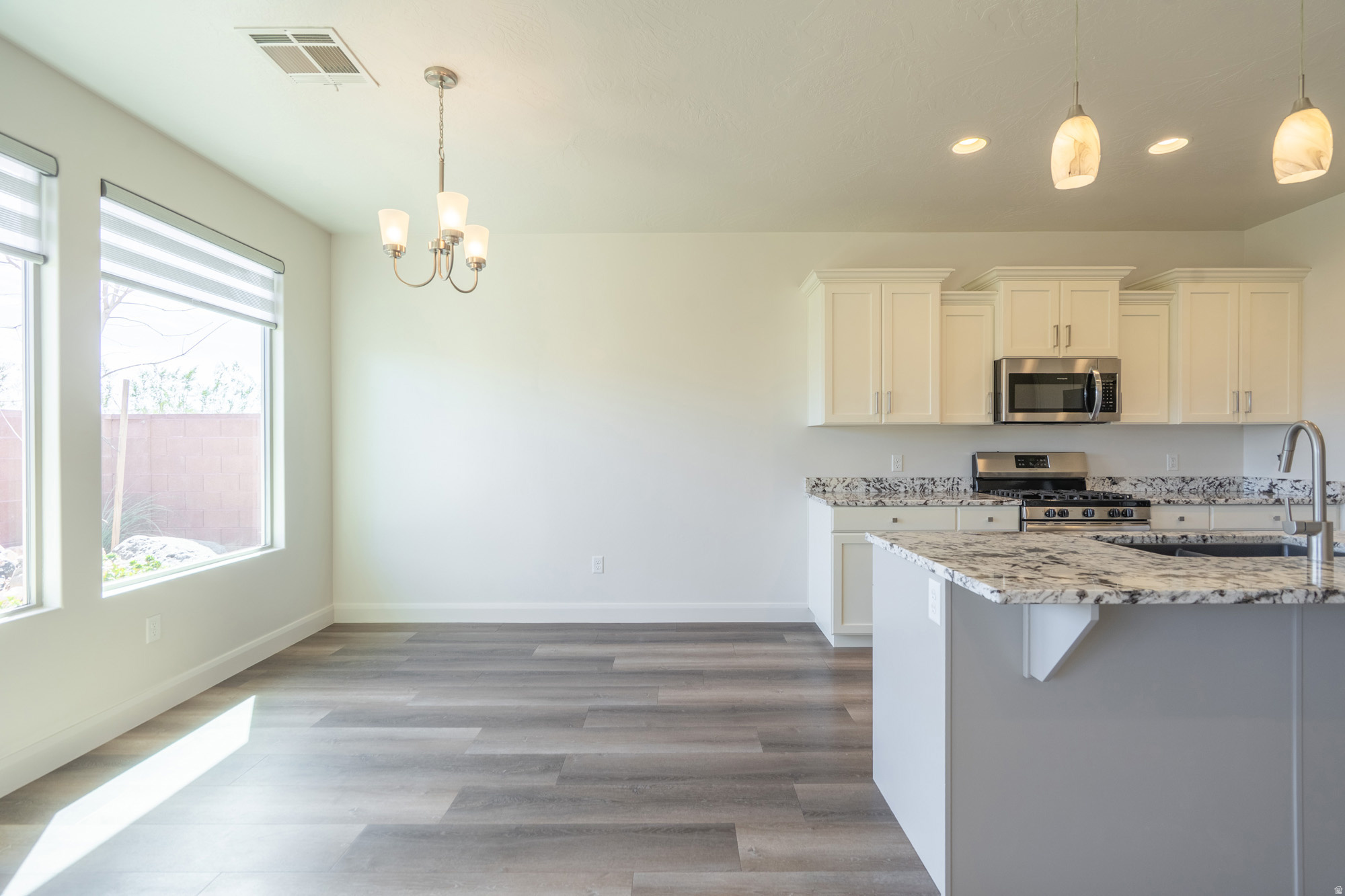 DESERT VISTA AT DESERT CANYONS PH 1 - Residential Lease