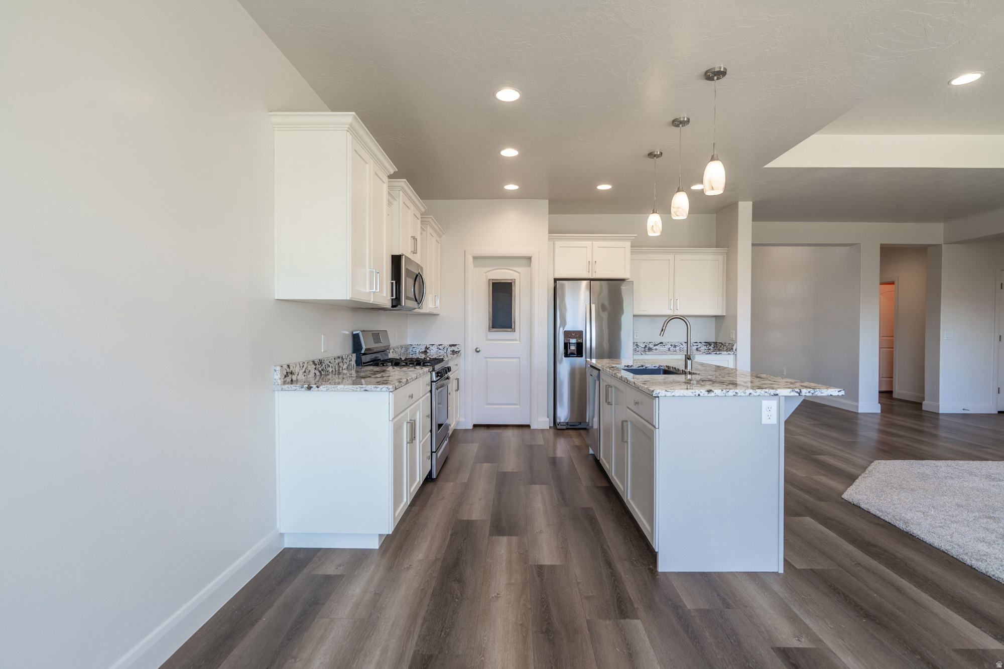 DESERT VISTA AT DESERT CANYONS PH 1 - Residential Lease