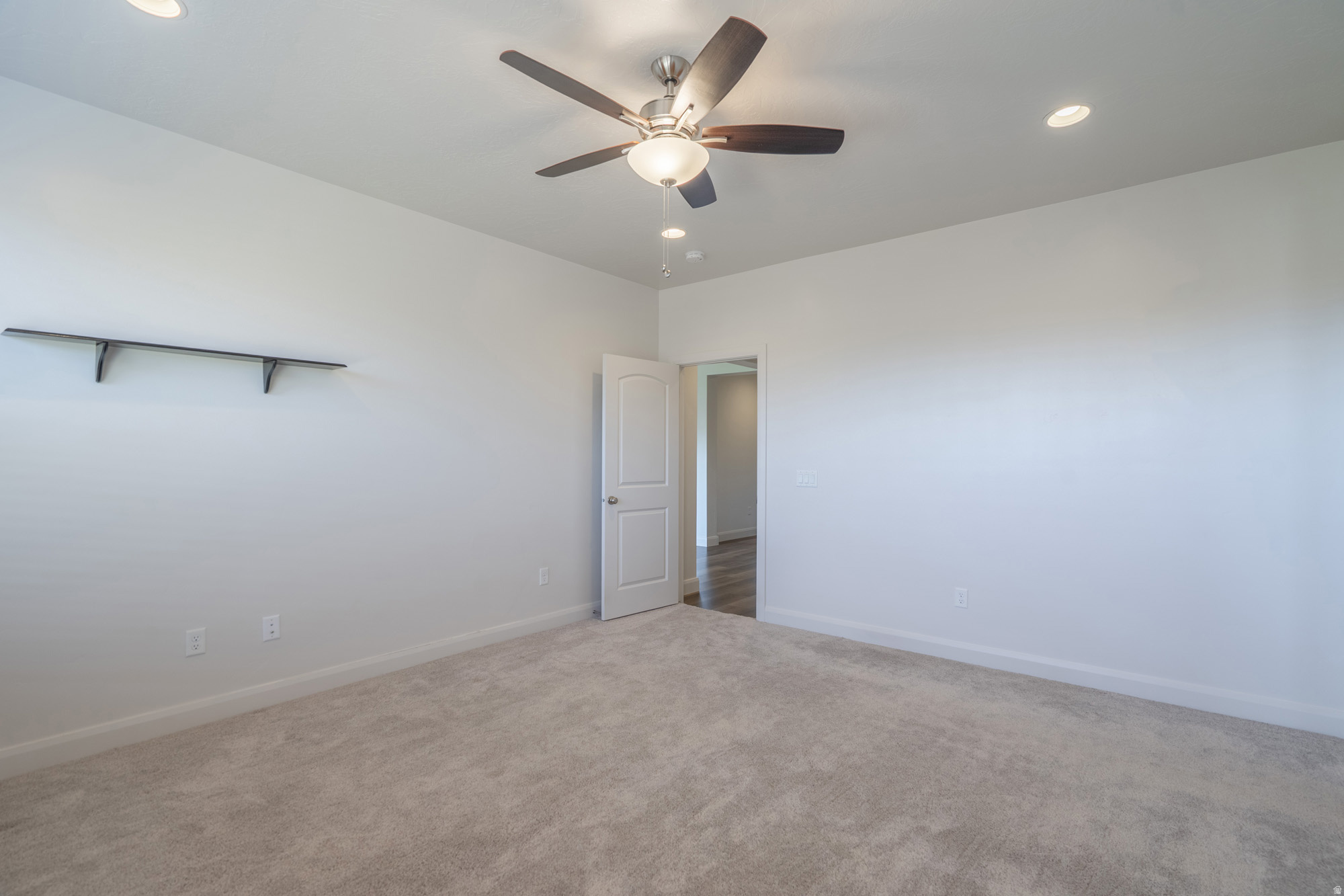 DESERT VISTA AT DESERT CANYONS PH 1 - Residential Lease