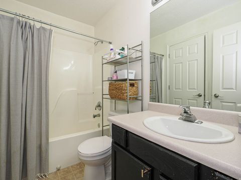 Tiny photo for 3928 N DAVENCOURT LOOP, Lehi, UT 84048 (MLS # 2128034)