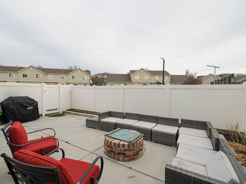 Tiny photo for 3928 N DAVENCOURT LOOP, Lehi, UT 84048 (MLS # 2128034)