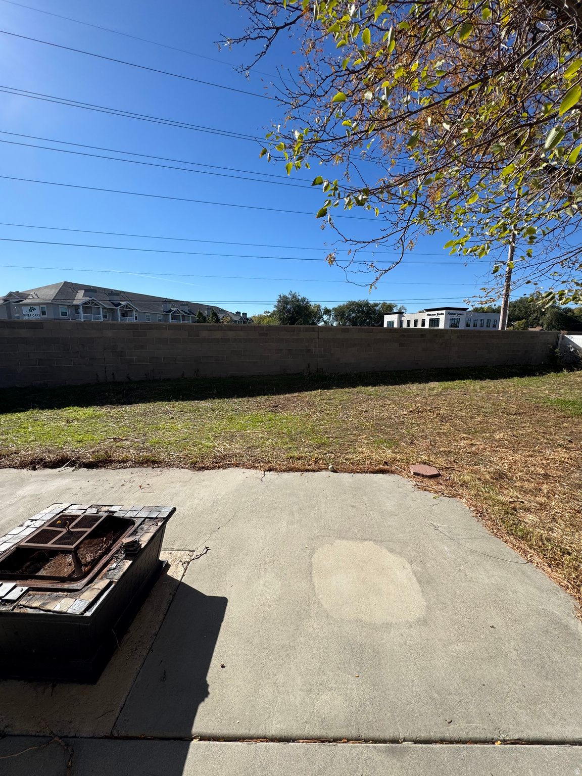 KNOLLWOOD - Residential