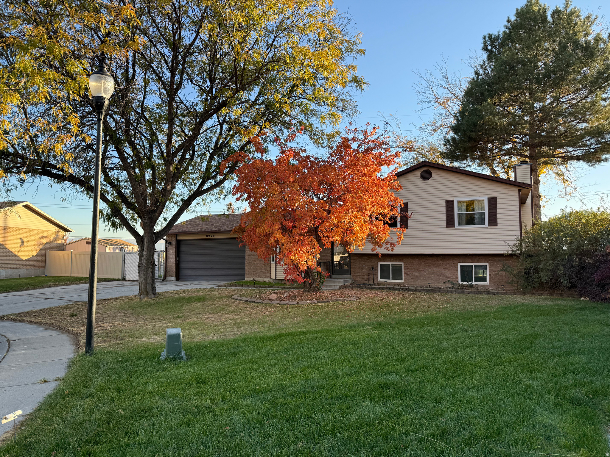 KNOLLWOOD - Residential