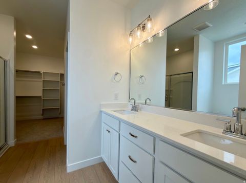 Tiny photo for 2905 N KINGBIRD DR #609, Eagle Mountain, UT 84005 (MLS # 2153817)