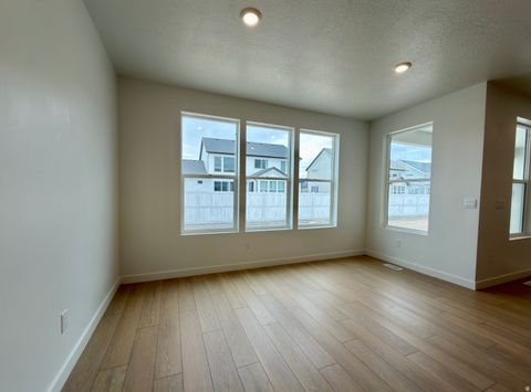 Tiny photo for 2905 N KINGBIRD DR #609, Eagle Mountain, UT 84005 (MLS # 2153817)