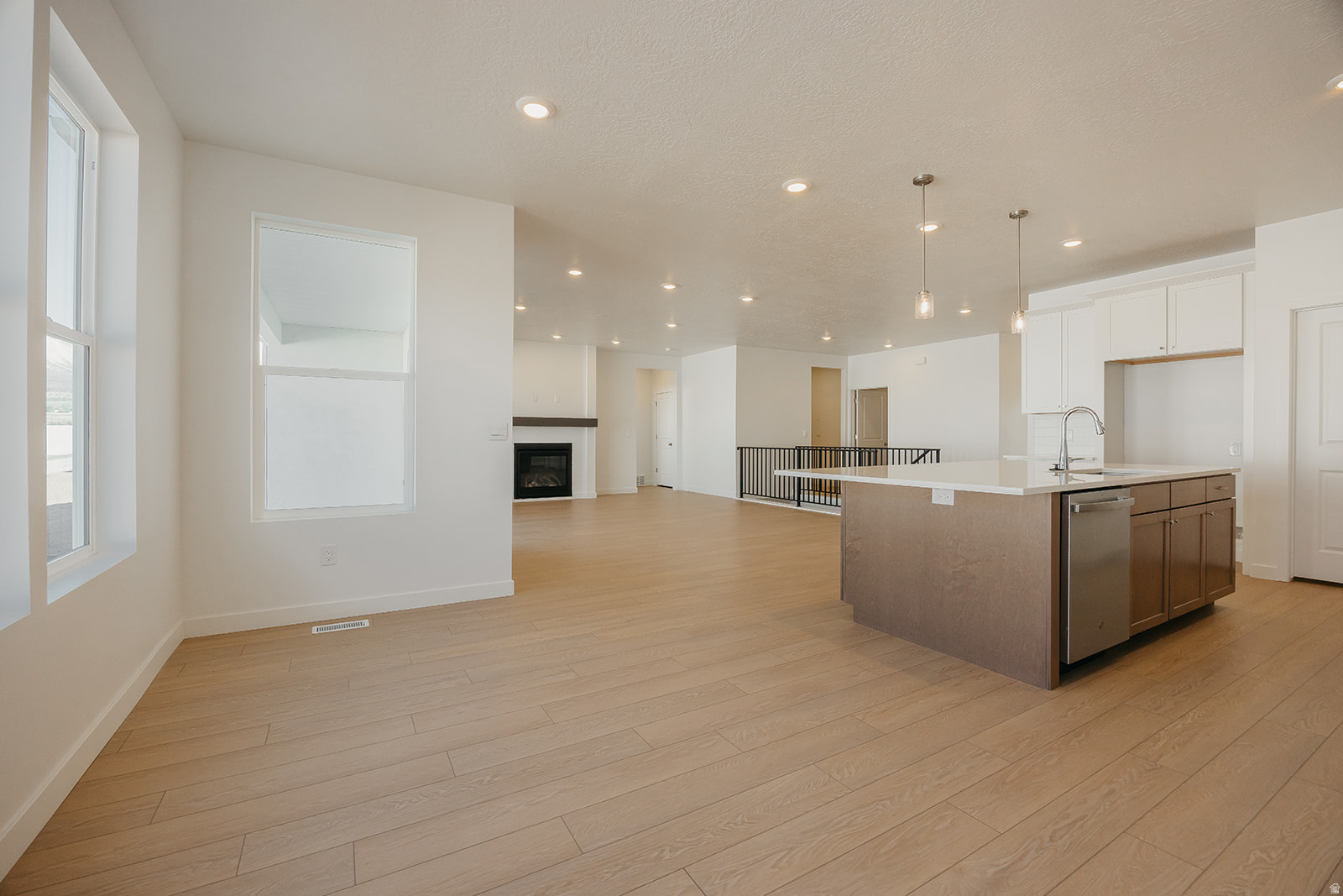 FIREFLY - Residential
