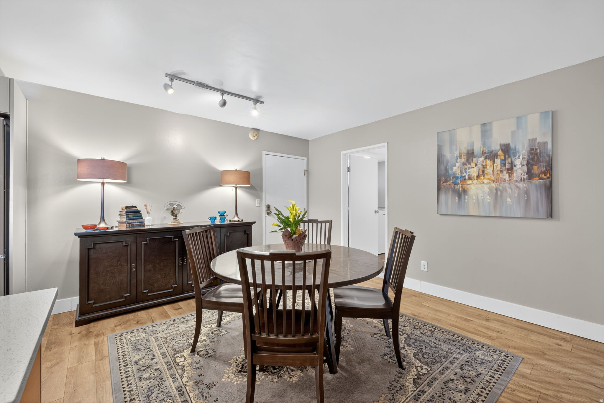 TREVI TOWERS - Residential