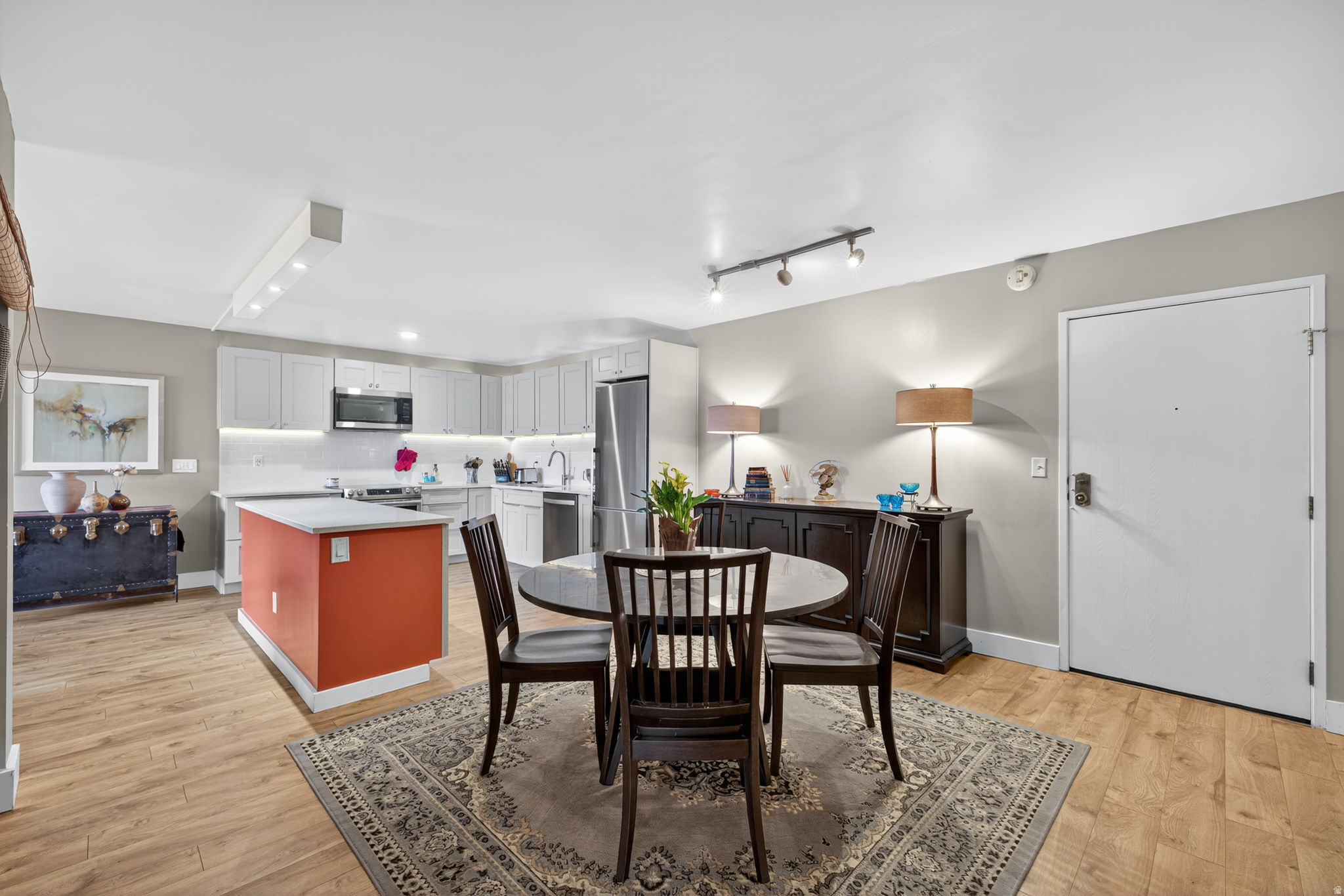 TREVI TOWERS - Residential