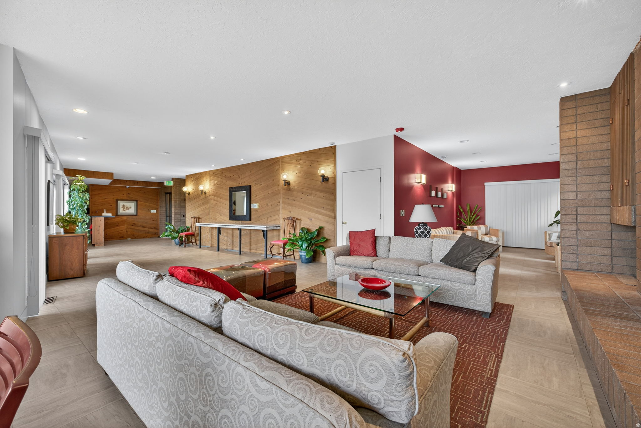 TREVI TOWERS - Residential