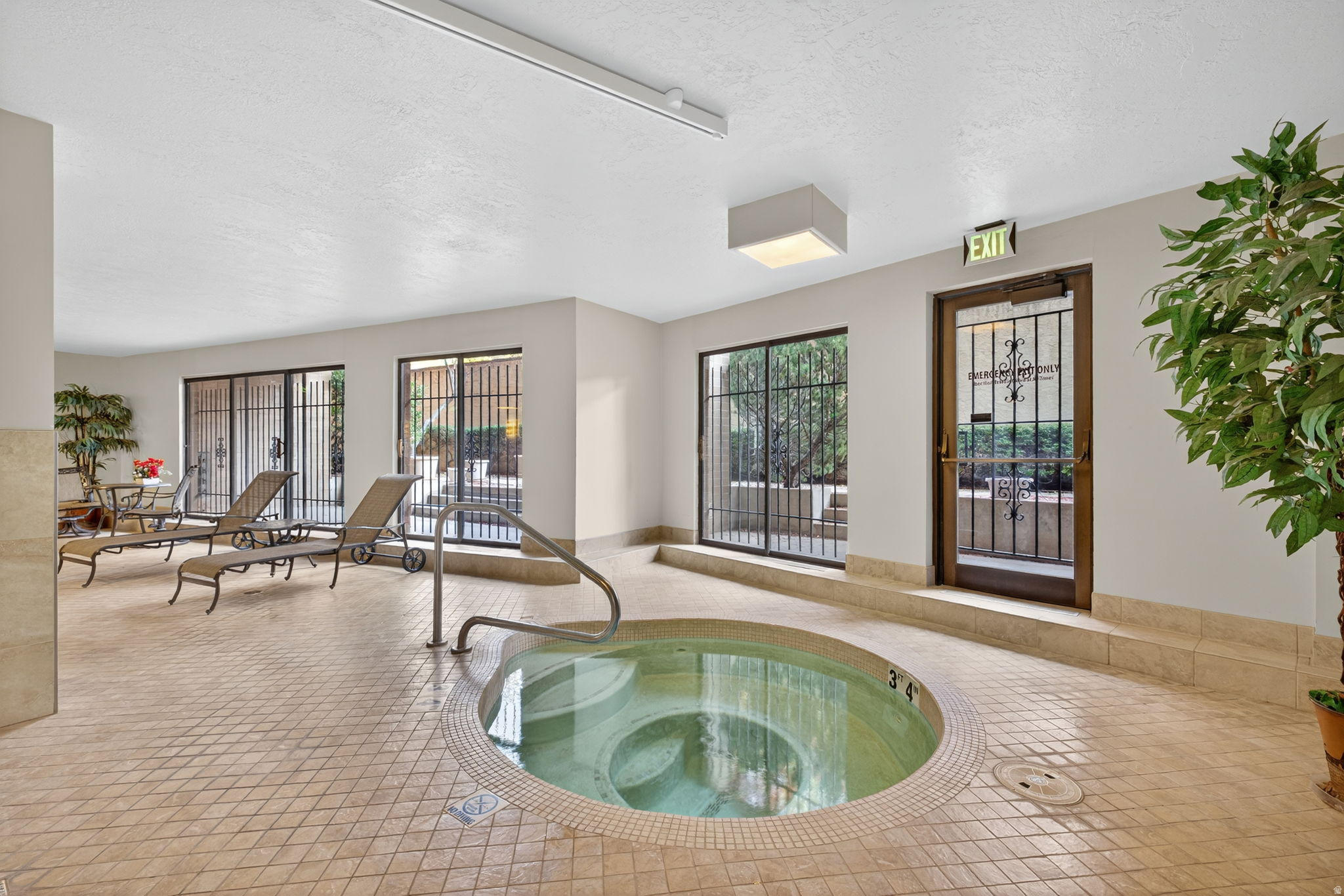 TREVI TOWERS - Residential