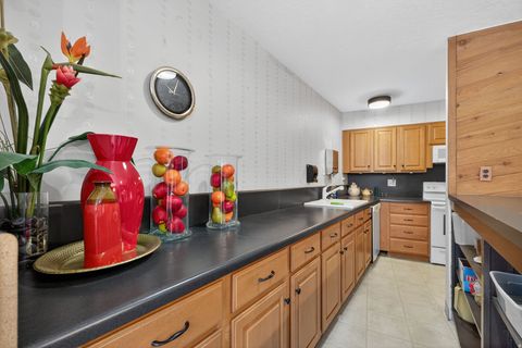 Tiny photo for 245 N VINE ST W #102, Salt Lake City, UT 84103 (MLS # 2121706)