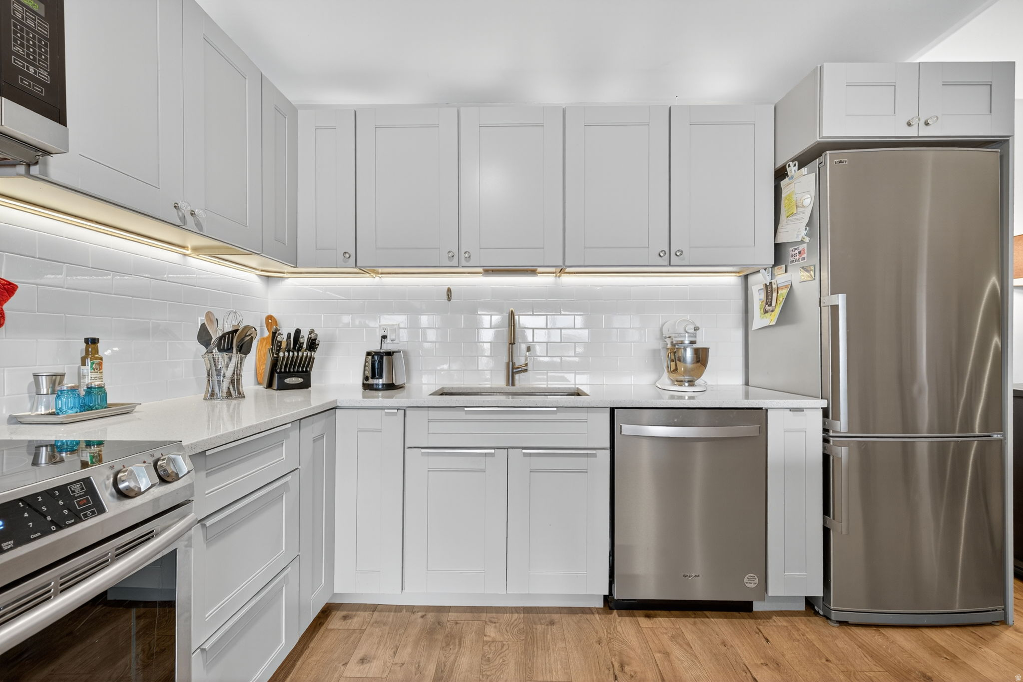 TREVI TOWERS - Residential