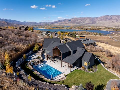 Tiny photo for 6861 E SUMMIT PEAK CIR, Huntsville, UT 84317 (MLS # 2146848)