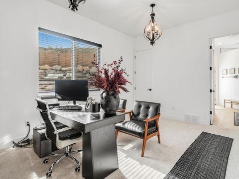 Tiny photo for 6861 E SUMMIT PEAK CIR, Huntsville, UT 84317 (MLS # 2146848)