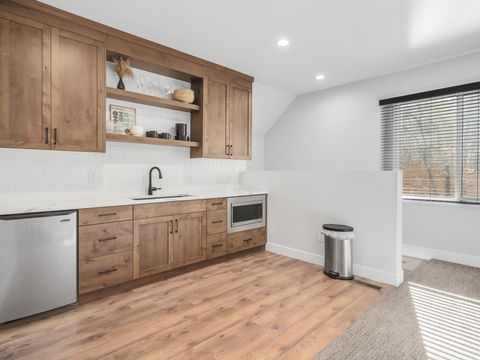 Tiny photo for 6861 E SUMMIT PEAK CIR, Huntsville, UT 84317 (MLS # 2146848)