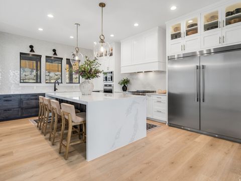 Tiny photo for 6861 E SUMMIT PEAK CIR, Huntsville, UT 84317 (MLS # 2146848)