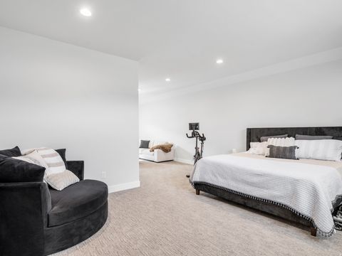 Tiny photo for 6861 E SUMMIT PEAK CIR, Huntsville, UT 84317 (MLS # 2146848)