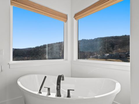 Tiny photo for 6861 E SUMMIT PEAK CIR, Huntsville, UT 84317 (MLS # 2146848)