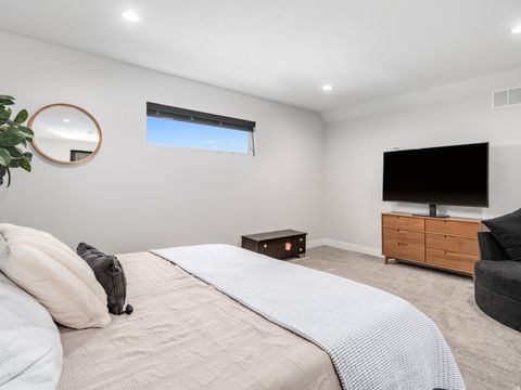 Tiny photo for 6861 E SUMMIT PEAK CIR, Huntsville, UT 84317 (MLS # 2146848)