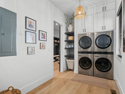 Tiny photo for 6861 E SUMMIT PEAK CIR, Huntsville, UT 84317 (MLS # 2146848)